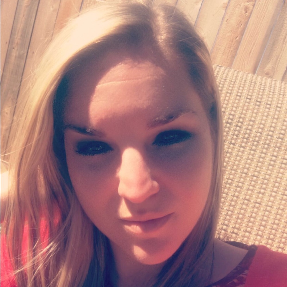 Meet your Posher, Mandy